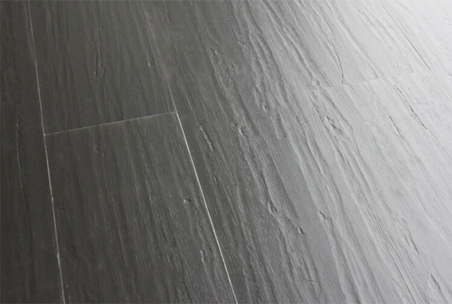 Handscraped surface for all plastic flooring